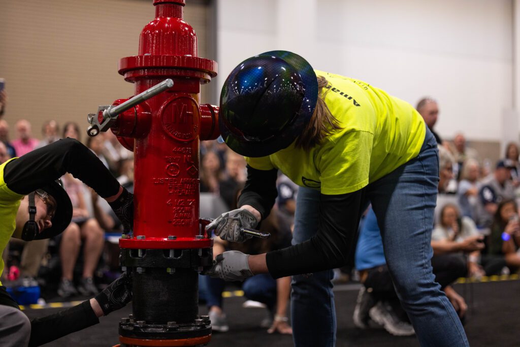 ACE25-hydrant-hysteria-0005