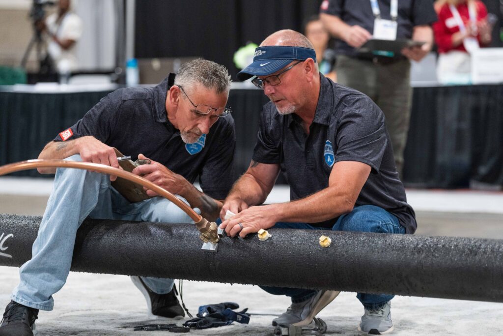 ACE25-pipe-tapping-0009